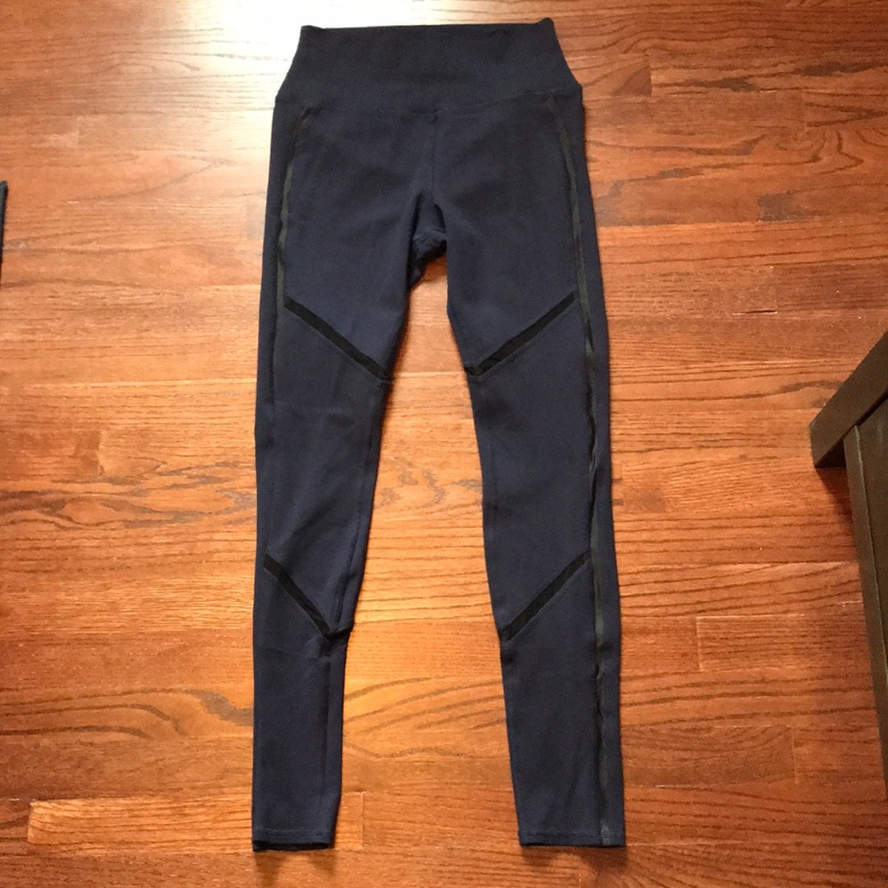 Blue Alo Yoga leggings- medium